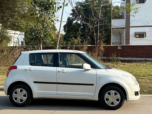 Used Maruti Suzuki Swift [2011-2014] VXi in Mohali