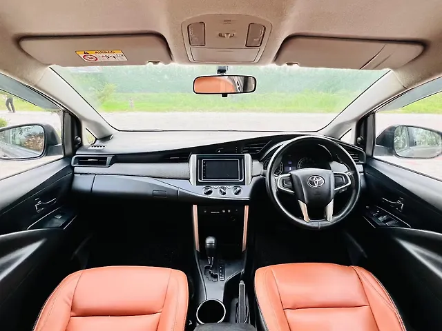 Used Toyota Innova Crysta [2016-2020] 2.8 GX AT 7 STR [2016-2020] in Chandigarh