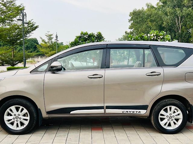 Used Toyota Innova Crysta [2016-2020] 2.8 GX AT 7 STR [2016-2020] in Chandigarh