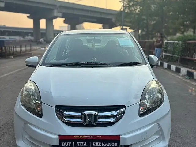 Used 2015 Honda Amaze in Surat