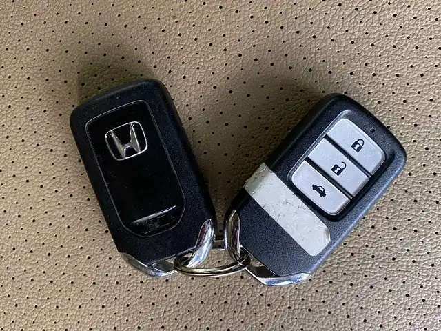 Used Honda City 4th Generation ZX Petrol [2019-2019] in Ahmedabad