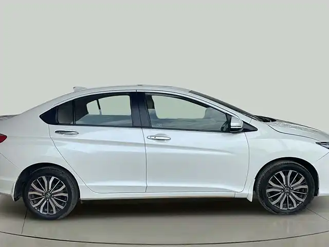 Used Honda City 4th Generation ZX Petrol [2019-2019] in Ahmedabad