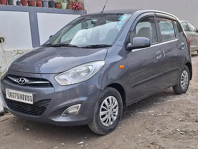 Used 2015 Hyundai i10 in Dehradun