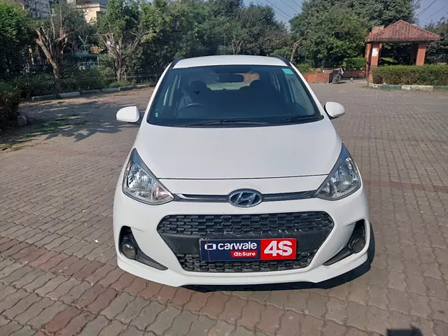 Used 2020 Hyundai Grand i10 in Delhi