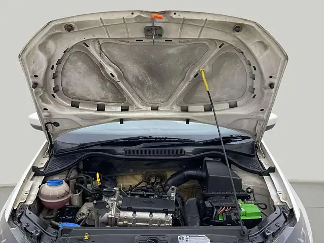 Used Volkswagen Polo [2012-2014] Highline1.2L (P) in Hyderabad