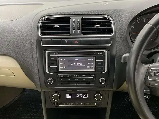 Used Volkswagen Polo [2012-2014] Highline1.2L (P) in Hyderabad