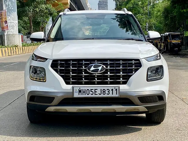 Used 2021 Hyundai Venue in Mumbai