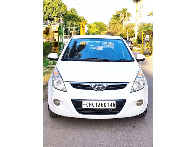 Used 2011 Hyundai i20 in Chandigarh