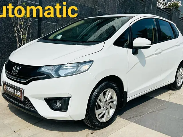 Used 2016 Honda Jazz in Delhi