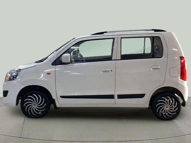 Used Maruti Suzuki Wagon R 1.0 [2014-2019] VXI in Ahmedabad