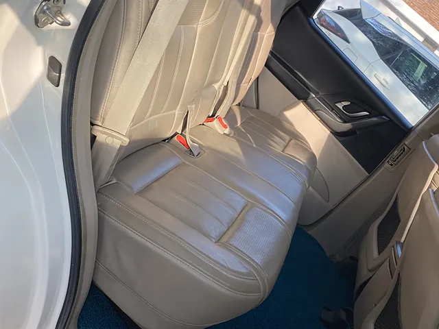 Used Mahindra XUV500 [2015-2018] W8 [2015-2017] in Lucknow
