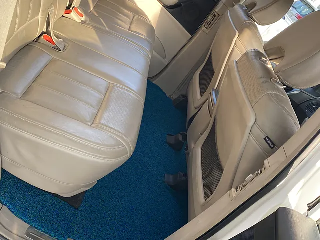 Used Mahindra XUV500 [2015-2018] W8 [2015-2017] in Lucknow