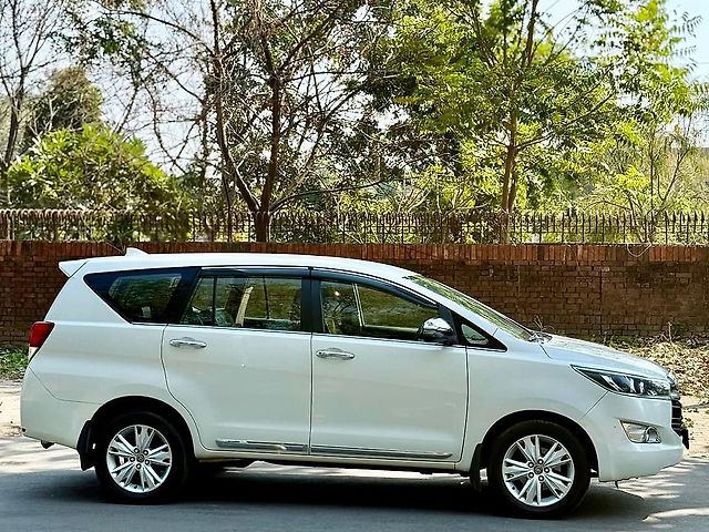 Used Toyota Innova Crysta [2016-2020] 2.8 ZX AT 7 STR [2016-2020] in Mohali