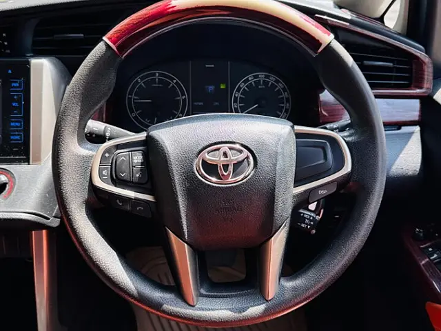 Used Toyota Innova Crysta [2016-2020] 2.8 GX AT 8 STR [2016-2020] in Mumbai