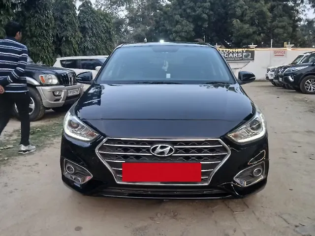 Used 2019 Hyundai Verna in Lucknow