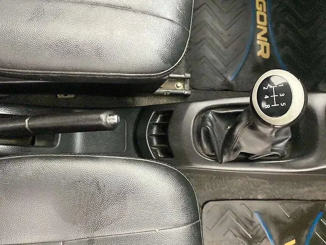 Used Maruti Suzuki Wagon R 1.0 [2010-2013] VXi in Ahmedabad