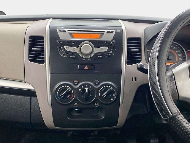 Used Maruti Suzuki Wagon R 1.0 [2010-2013] VXi in Ahmedabad