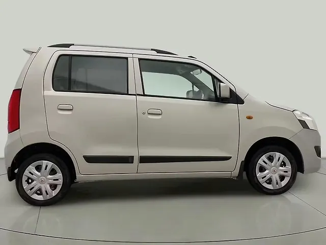 Used Maruti Suzuki Wagon R 1.0 [2010-2013] VXi in Ahmedabad