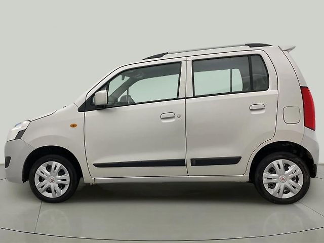 Used Maruti Suzuki Wagon R 1.0 [2010-2013] VXi in Ahmedabad