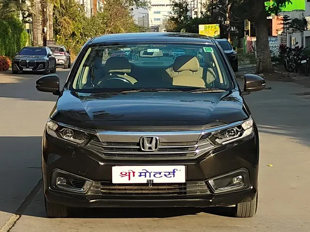 Used 2024 Honda Amaze in Indore
