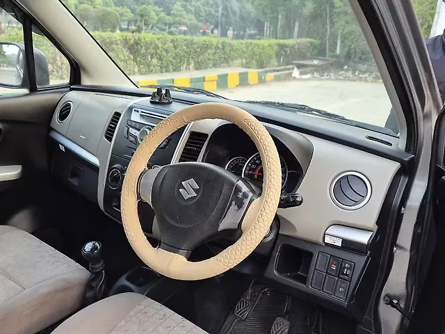Used Maruti Suzuki Wagon R 1.0 [2014-2019] VXI in Noida