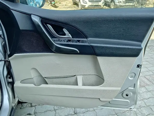 Used Mahindra XUV500 [2011-2015] W6 in Delhi