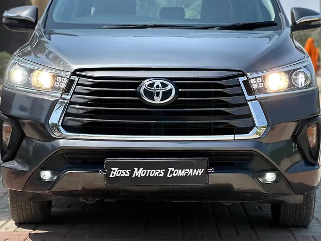 Used Toyota Innova Crysta [2016-2020] 2.4 V Diesel in Lucknow