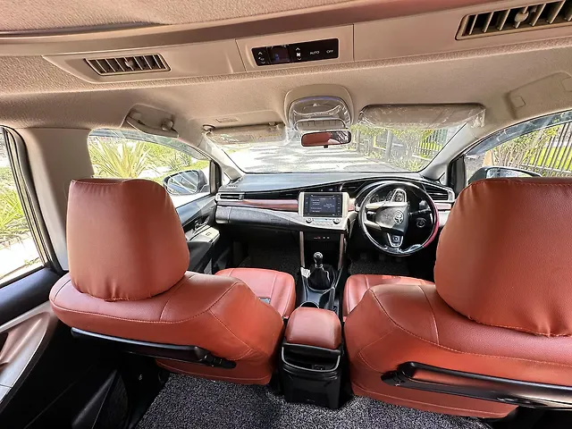 Used Toyota Innova Crysta [2016-2020] 2.4 V Diesel in Lucknow