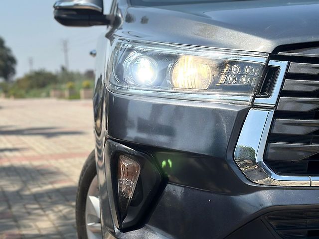 Used Toyota Innova Crysta [2016-2020] 2.4 V Diesel in Lucknow