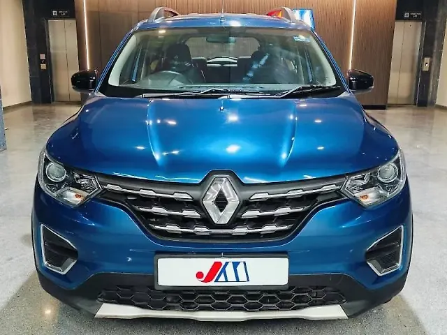 Used 2022 Renault Triber in Ahmedabad