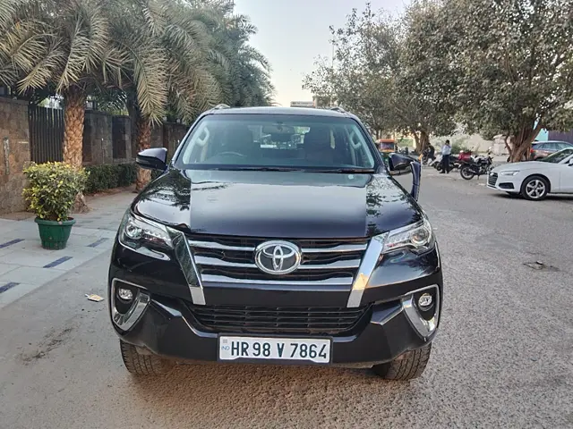 Used 2019 Toyota Fortuner in Delhi