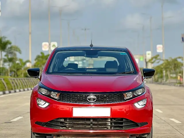 Used 2023 Tata Altroz in Surat