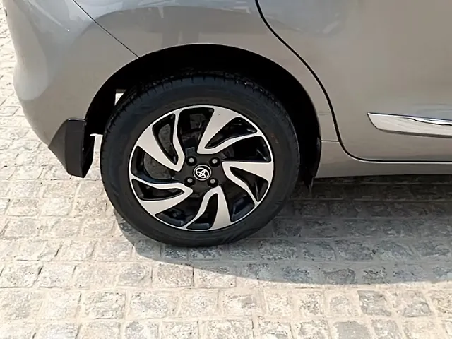 Used Toyota Glanza G [2022-2023] in Delhi