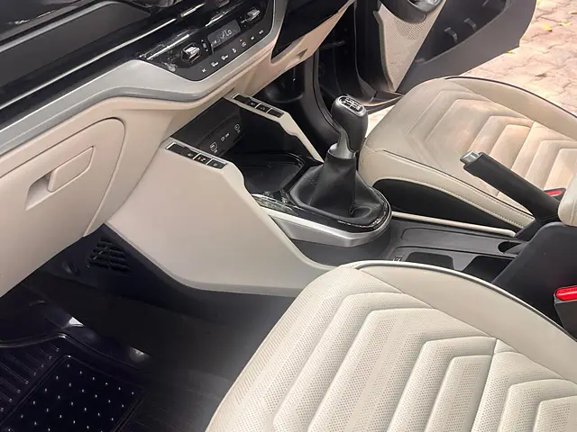 Used Kia Carens [2023-2024] Luxury Plus 1.5 Diesel iMT 7 STR [2023-2024] in Delhi