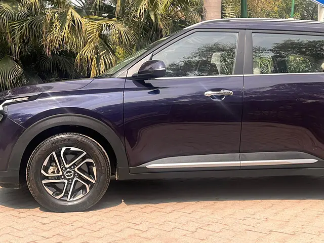 Used Kia Carens [2023-2024] Luxury Plus 1.5 Diesel iMT 7 STR [2023-2024] in Delhi