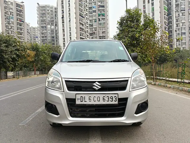 Used 2017 Maruti Suzuki Wagon R in Noida