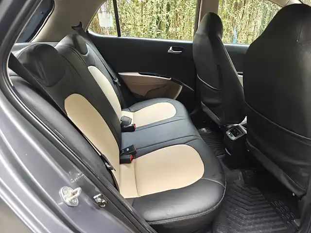 Used Hyundai Grand i10 [2013-2017] Sportz 1.2 Kappa VTVT [2013-2016] in Mumbai