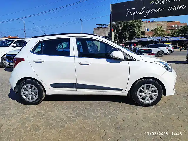 Used 2019 Hyundai Grand i10 in Jaipur