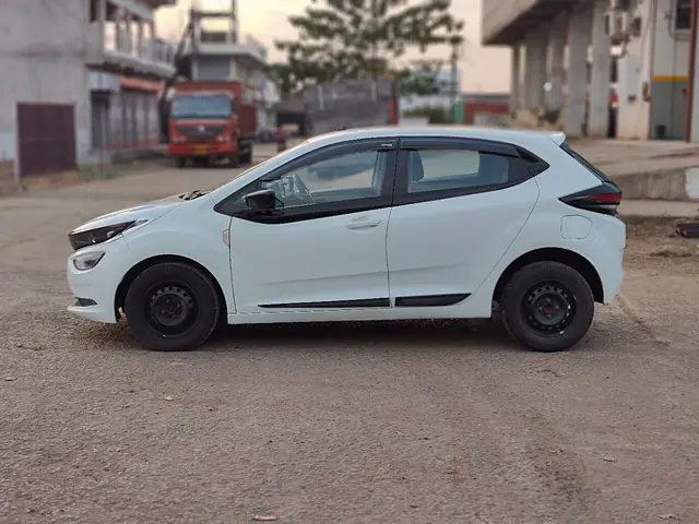 Used 2021 Tata Altroz in Jabalpur