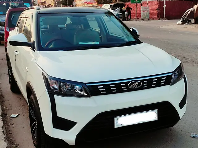 Used 2019 Mahindra XUV300 in Agra