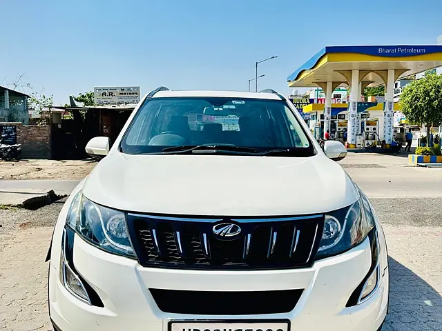 Used 2016 Mahindra XUV500 in Lucknow