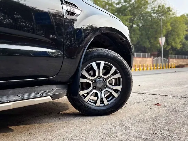 Used Ford Endeavour Titanium Plus 3.2 4x4 AT in Delhi