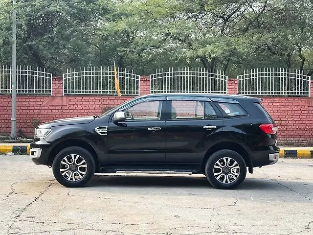 Used Ford Endeavour Titanium Plus 3.2 4x4 AT in Delhi