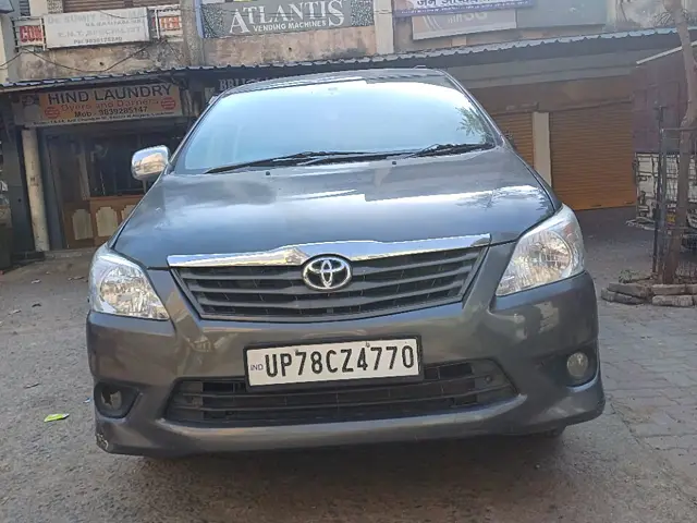 Used 2013 Toyota Innova in Lucknow