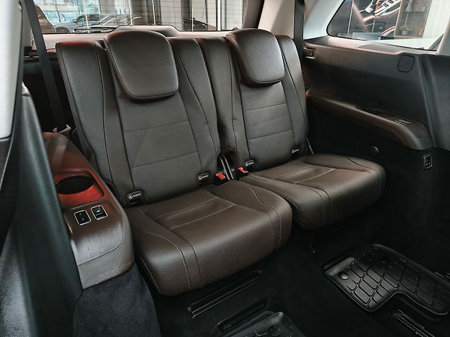 Used Mercedes-Benz GLS [2020-2024] 400d 4MATIC [2020-2023] in Ahmedabad