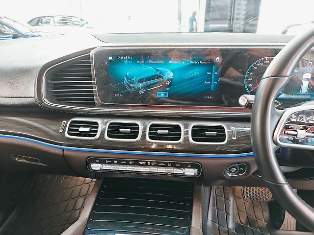 Used Mercedes-Benz GLS [2020-2024] 400d 4MATIC [2020-2023] in Ahmedabad