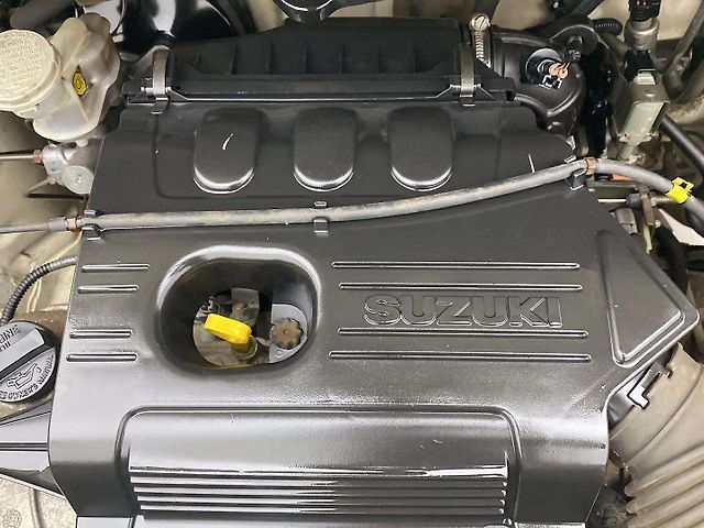 Used Maruti Suzuki Wagon R 1.0 [2010-2013] VXi in Ahmedabad