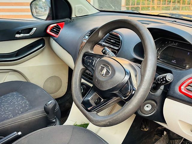 Used Tata Tiago XT CNG [2022-2023] in Kanpur