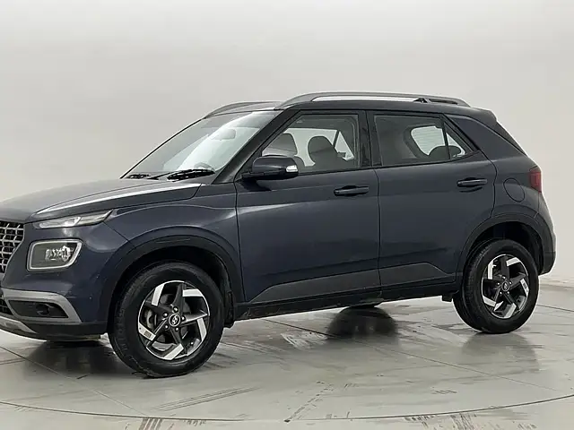 Used 2021 Hyundai Venue in Delhi