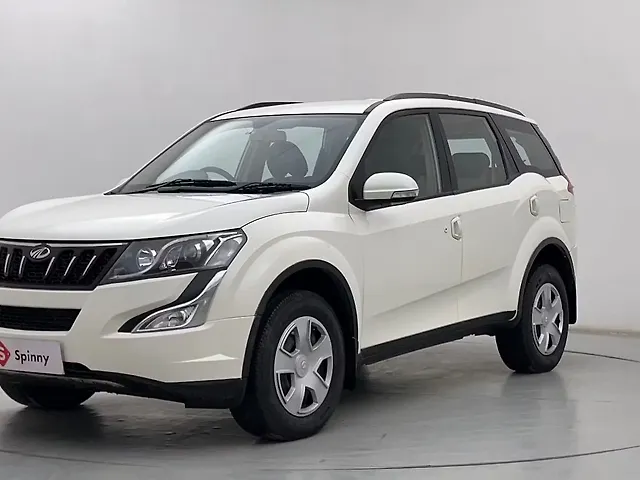 Used 2017 Mahindra XUV500 in Pune